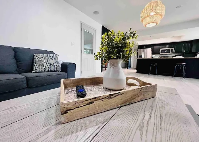 Stylish In The Heart Of W/ Private Pool