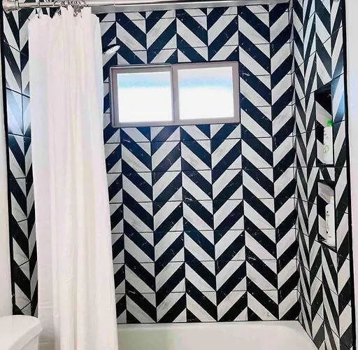 Stylish In The Heart Of W/ Private Pool Holiday home Tempe